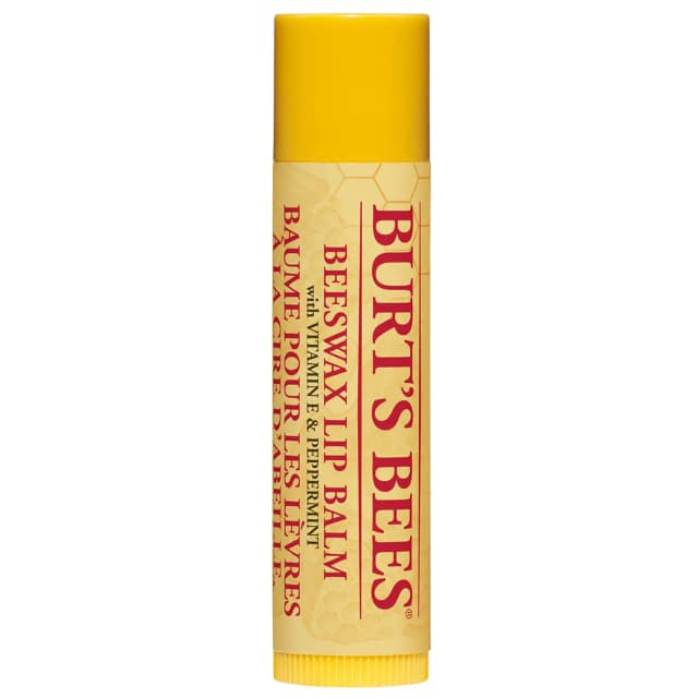 beeswax-lip-balm-cap-on